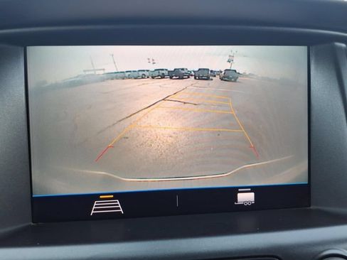 Used 2022 Chevrolet Colorado LT RWD image 26