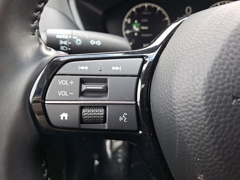 Certified 2025 Honda HR-V EX-L image 21