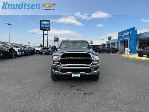 Used 2022 RAM 2500 Big Horn w/ Cold Weather Group AWD/4WD image 2