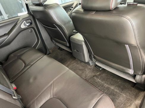 Used 2012 Nissan Frontier PRO-4X w/ Pro-4x Luxury Pkg AWD/4WD image 34