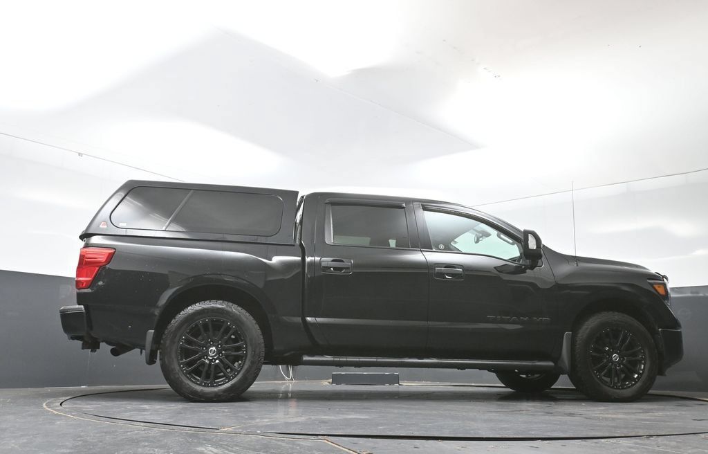 Used 2018 Nissan Titan SV AWD/4WD image 47