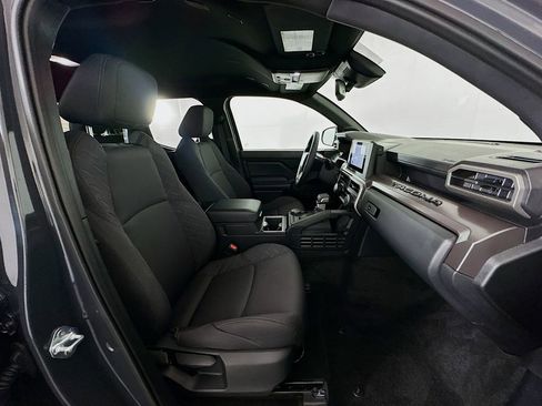 Used 2025 Toyota Tacoma SR5 image 27