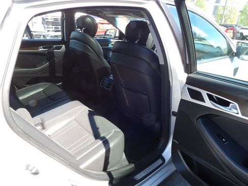 Used 2017 Genesis G80 3.8 w/ Option Group 03 image 14