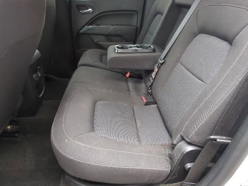 Used 2015 Chevrolet Colorado LT w/ LT Convenience Package image 19