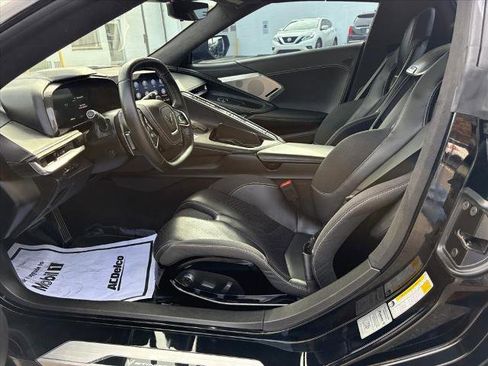 Used 2022 Chevrolet Corvette Stingray Premium Conv w/ Z51 Performance Package image 16