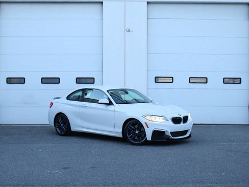 Used 2015 BMW 228i Coupe image 2
