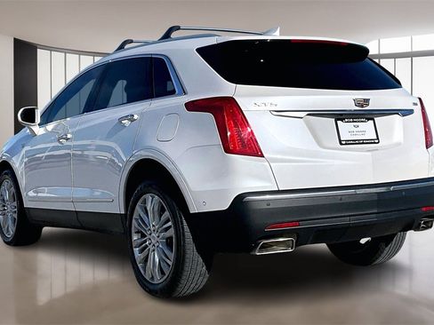 Used 2018 Cadillac XT5 Premium Luxury w/ Driver Assist Package image 12