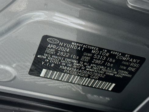 Used 2024 Hyundai Ioniq 6 SEL image 12