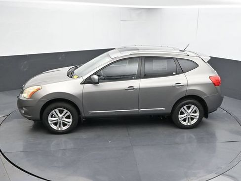 Used 2013 Nissan Rogue SV w/ Premium Pkg AWD/4WD image 37