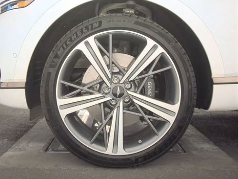 Used 2026 Genesis GV80 3.5T e-SC AWD/4WD image 8