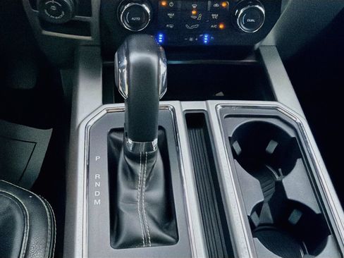 Used 2020 Ford F150 Lariat w/ Trailer Tow Package AWD/4WD image 21