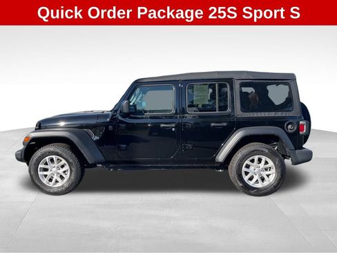 Used 2023 Jeep Wrangler Sport S image 2