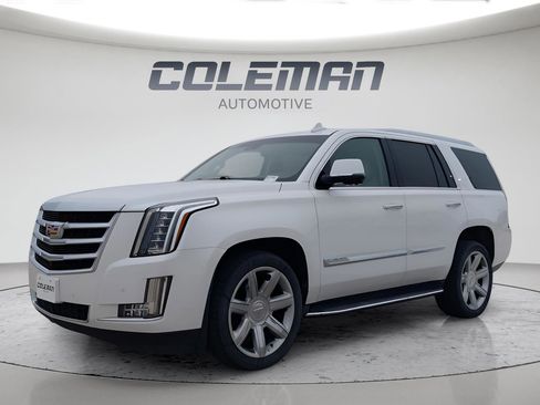 Used 2016 Cadillac Escalade Luxury AWD/4WD image 1