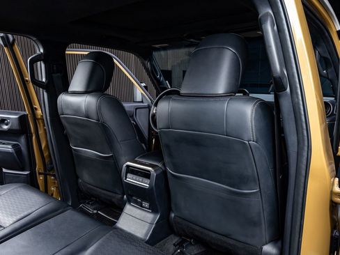 Used 2025 Toyota Land Cruiser image 31