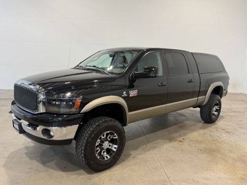 Used 2008 Dodge Ram 3500 Truck SXT w/ Popular Equipment Group AWD/4WD image 2