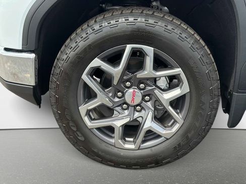New 2026 GMC Sierra 1500 SLT w/ SLT Premium Plus Package AWD/4WD image 10