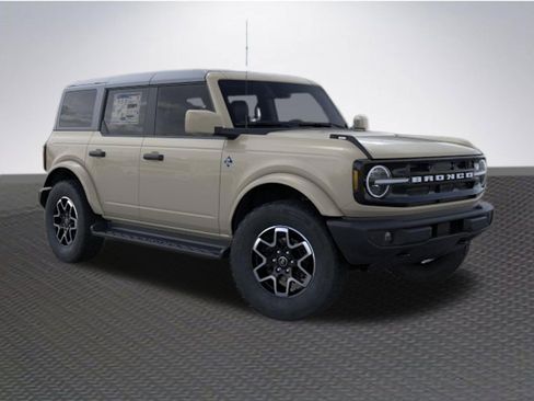 New 2026 Ford Bronco Outer Banks AWD/4WD image 7