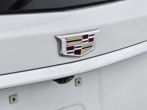 Used 2024 Cadillac XT6 Premium Luxury w/ LPO, Floor Liner Package image 15