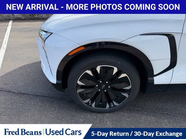 Used 2024 Chevrolet Blazer EV RS AWD/4WD image 5