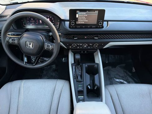 Used 2024 Honda Accord EX image 17
