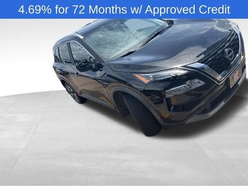 Used 2023 Nissan Rogue SV w/ SV Premium B Package FWD image 1