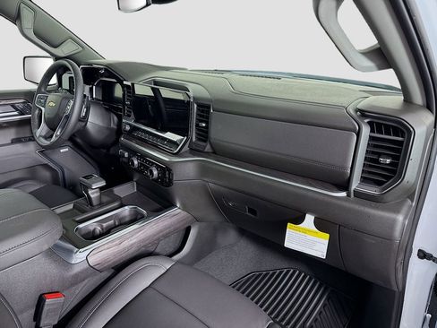 New 2026 Chevrolet Silverado 1500 LTZ w/ LTZ Premium Package image 30