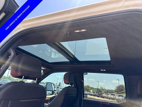 Used 2020 Ford F250 King Ranch w/ King Ranch Ultimate Package AWD/4WD image 15