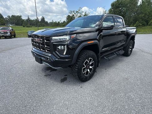 Used 2023 GMC Canyon AT4X AWD/4WD image 8