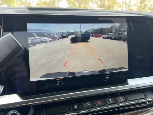 Used 2025 Chevrolet Silverado 2500 LT AWD/4WD image 32