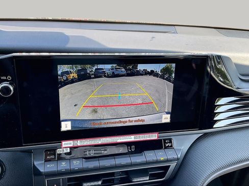 Certified 2026 Toyota Camry Hybrid w/ Multimedia Upgrade Package FWD image 25