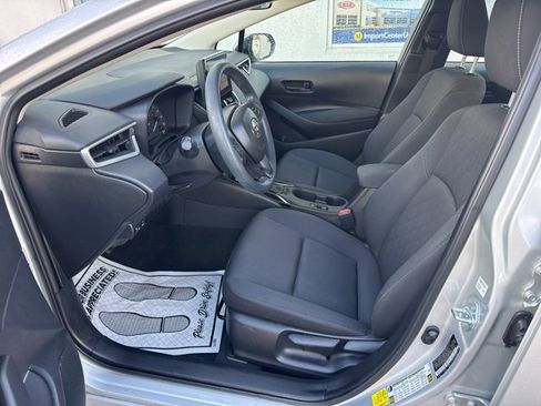 Used 2024 Toyota Corolla LE image 8
