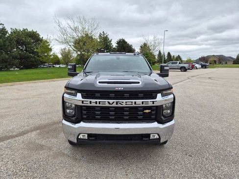 Used 2022 Chevrolet Silverado 3500 LT w/ Convenience Package AWD/4WD image 2