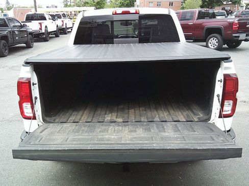 Used 2017 Chevrolet Silverado 1500 LTZ w/ Sport Package AWD/4WD image 10