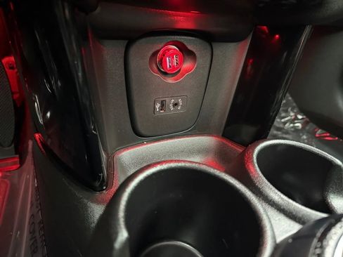 Used 2017 MINI Cooper S image 13