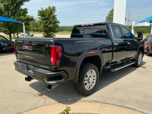 Used 2020 GMC Sierra 2500 Denali w/ Denali Ultimate Package AWD/4WD image 3