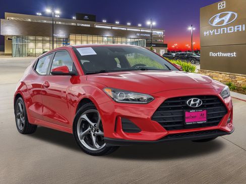 Used 2020 Hyundai Veloster 2.0 FWD image 3