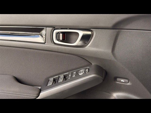Certified 2024 Honda Civic EX image 32