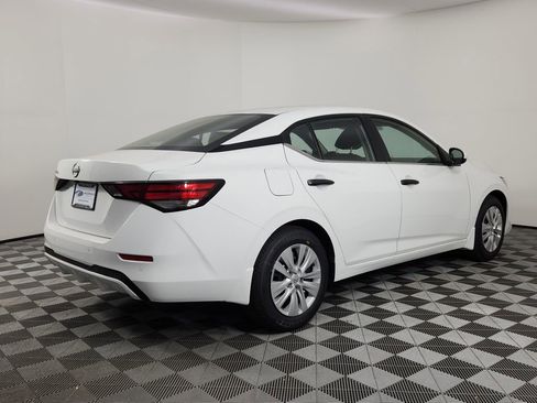New 2025 Nissan Sentra S image 5