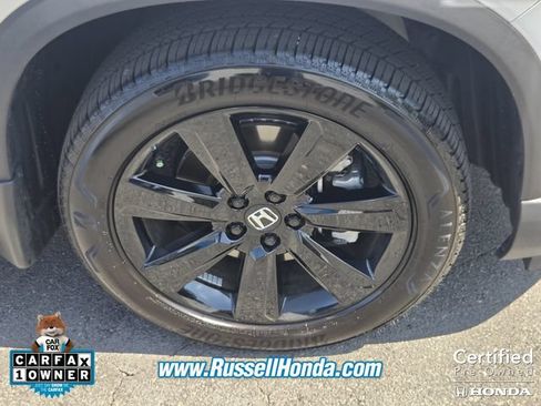 Certified 2025 Honda Pilot Black Edition image 14
