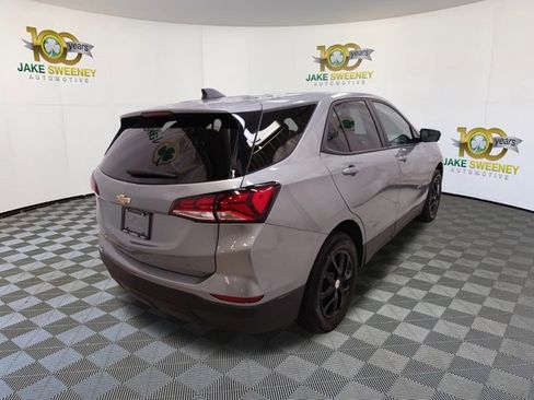 Used 2023 Chevrolet Equinox LS w/ LS Convenience Package image 10