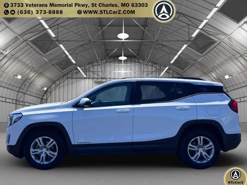 Used 2018 GMC Terrain SLE w/ Driver Convenience Package FWD image 6