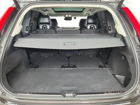 Used 2025 Volvo XC90 B6 Ultra w/ Protection Package Premier AWD/4WD image 45