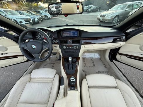 Used 2008 BMW 335i Convertible RWD image 18