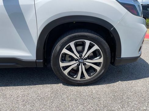 Used 2021 Subaru Forester Limited AWD/4WD image 32