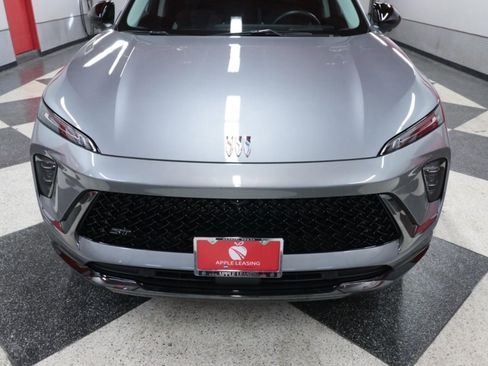 Used 2025 Buick Envision Sport Touring image 31