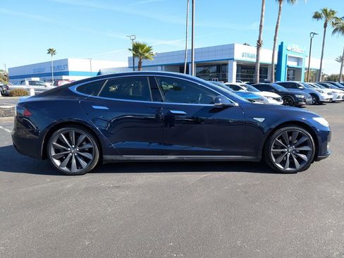 Used 2014 Tesla Model S Base image 3