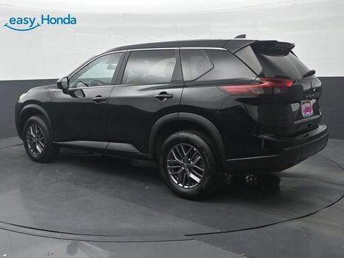 Used 2026 Nissan Rogue SV FWD image 5