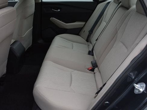 Used 2023 Honda Accord EX image 13