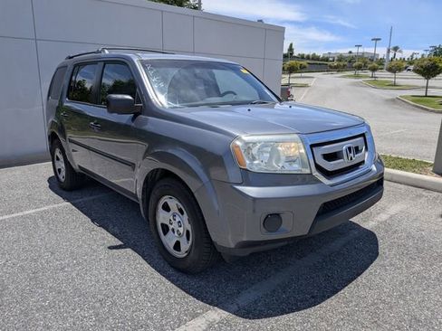 Used 2010 Honda Pilot LX image 1