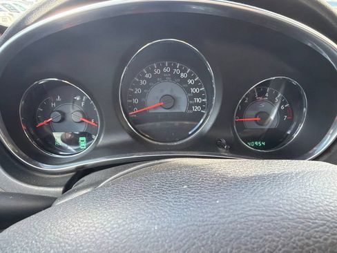 Used 2013 Chrysler 200 S FWD image 14